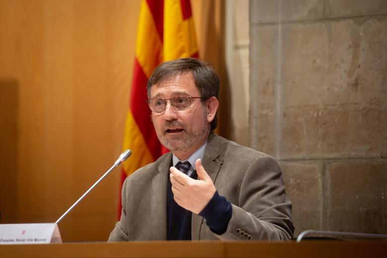 El secretario de Política Lingüística, Francesc Xavier Vila, en la sede de la Consellería de Cultura, a 12 de enero de 2022, en Barcelona, Cataluña, (España). Garriga y Vila han presentado las bases del Pacte Nacional per la Llengua. El Govern ha impulsado este pacto con 345.000 euros. Para el Govern, el acuerdo tiene como objetivo hacer un diagnóstico común sobre el estado de la lengua para impulsar la "promoción del catalán" desde el consenso político y social. La iniciativa cuenta con el apoyo de ERC, Junts, Comuns, CUP y PSC.
David Zorraquino / Europa Press
(Foto de ARCHIVO)
12/1/2022