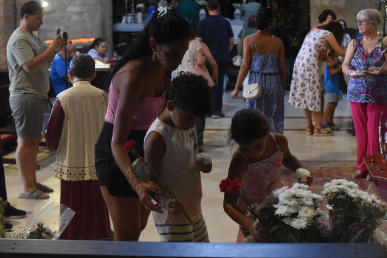 Veneración a la Virgen de los Remedios en San Lorenzo