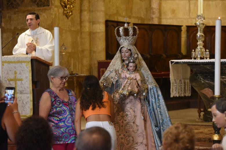 Veneración a la Virgen de los Remedios en San Lorenzo