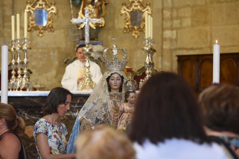 Veneración a la Virgen de los Remedios en San Lorenzo