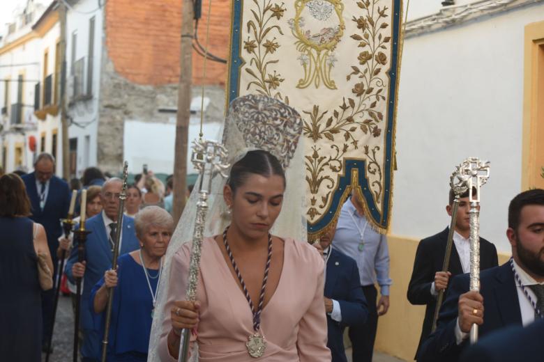 El barrio de San Basilio se reencuentra en torno a la Virgen de Acá