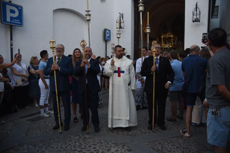 El barrio de San Basilio se reencuentra en torno a la Virgen de Acá