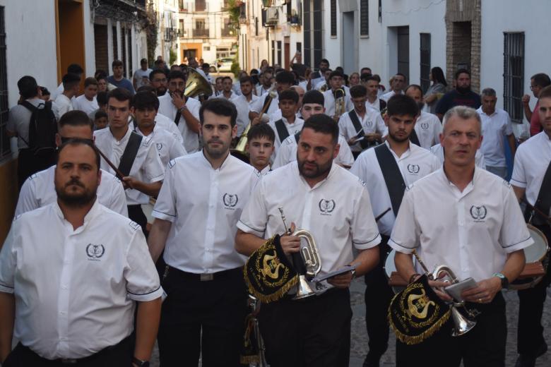 El barrio de San Basilio se reencuentra en torno a la Virgen de Acá