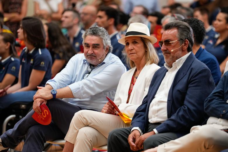 Mandatory Credit: Photo by Oscar J Barroso/AFP7/Shutterstock (14658070ar)
Infanta Elena of Spain and Miguel Carballeda, President of the Spanish Paralympic Committee CPE, are seen during a farewell event for the Spanish Paralympic Commission that will compete in the Paris 2024 Paralympic Games at the Consejo Superior de Deportes CSD building on August 23, 2024, in Madrid, Spain.
Farewell evento for Spanish Paralympic Commission for Paris 2024 Paralympic Games, Madrid, Spain - 23 Aug 2024 *** Local Caption *** .