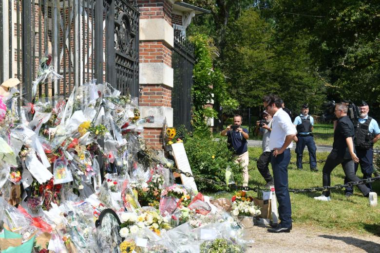 Anthony and Fabien Alain Delon arrive at their father's property to attend a private funeral ceremony of late French actor Alain Delon La Brulerie in Douchy, 
Douchy, FRANCE -24/08/2024//GELYPATRICK_10599/Credit:PATRICK GELY/SIPA/2408241400 *** Local Caption *** .