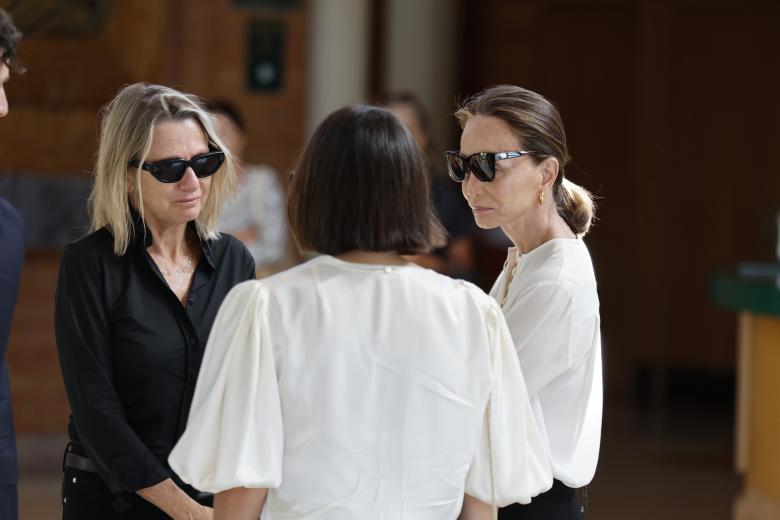 Miriam Lapique, Isabel Preysler, Tamara Falco and Iñigo Onieva during the funeral of Caritina Goyanes in Madrid, August 29, 2024