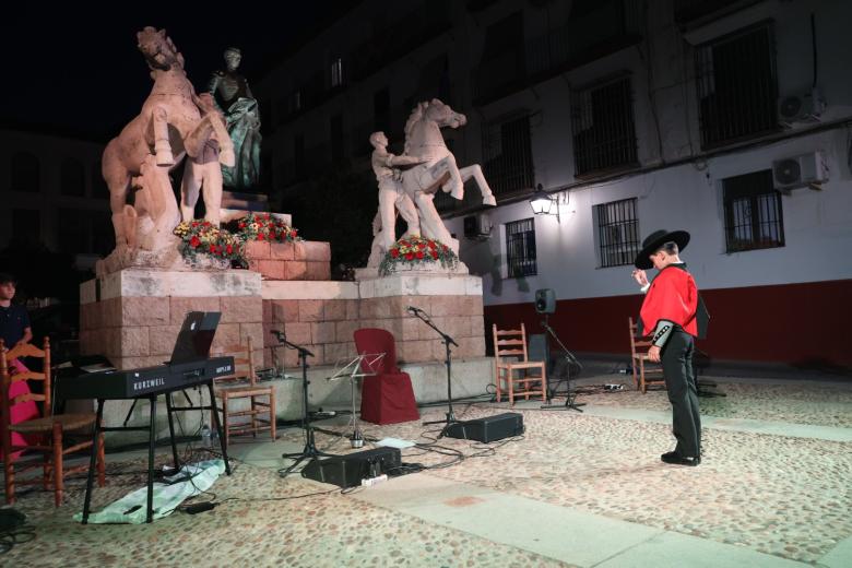 La casa de Jaén rinde homenaje a Manolete