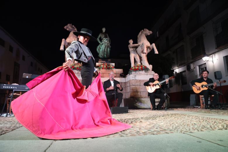 La casa de Jaén rinde homenaje a Manolete