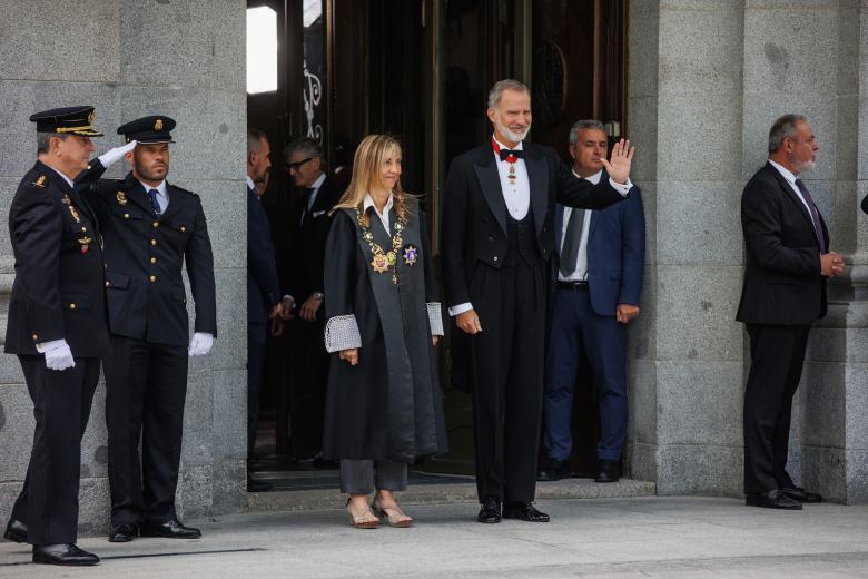 La nueva presidenta del Tribunal Supremo y del Consejo General del Poder Judicial, Isabel Perelló y el Rey Felipe VI, llegan al acto solemne de apertura del año judicial 2024/2025