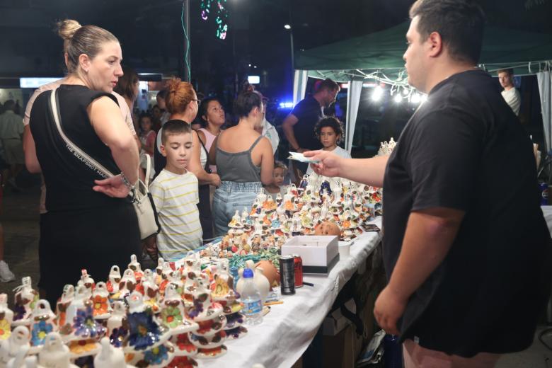 La Velá de la Fuensanta campanitas atracciones puestos ambulantes