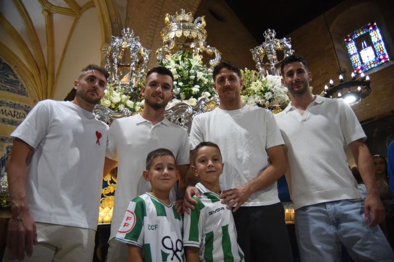 Ofrenda floral del Córdoba CF a la Virgen de la Fuensanta y encuentro con jóvenes futbolistas