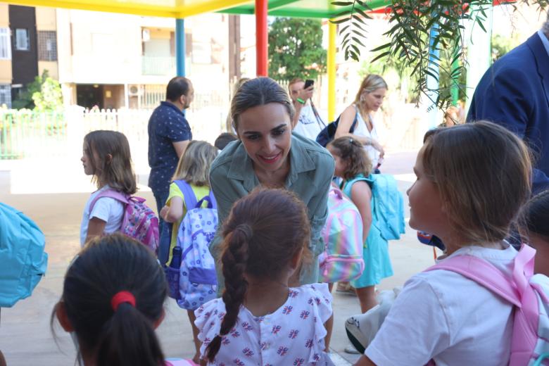 Narci Ruiz y José Francisco Viso, visitan el CEIP Eduardo Lucena