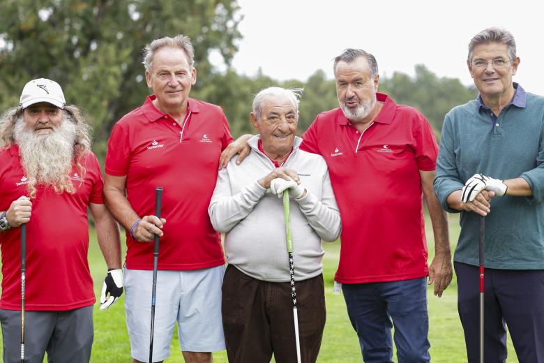 Ex-politician Esperanza Aguirre and politician Jose Luis Martínez-Almeida during the XXIII Charity Golf Tournament Clínica Menorca Foundation in Madrid. September 19 2024