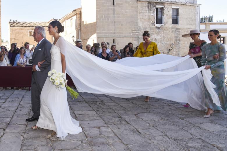 Alejandra Osborne at the wedding of Ana Cristina Portillo and Santiago Camacho in the Cathedral of Jerez in Jerez de la Frontera. September 28 2024