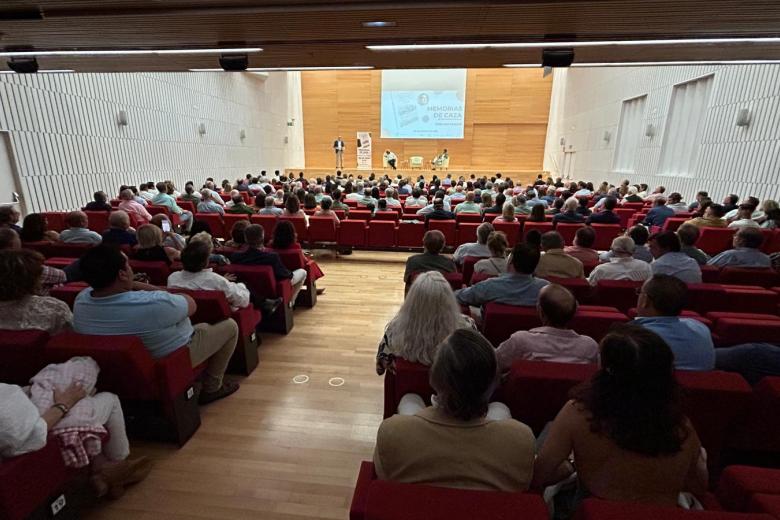 Presentación de 'Memorias de caza' de José Luis Varona