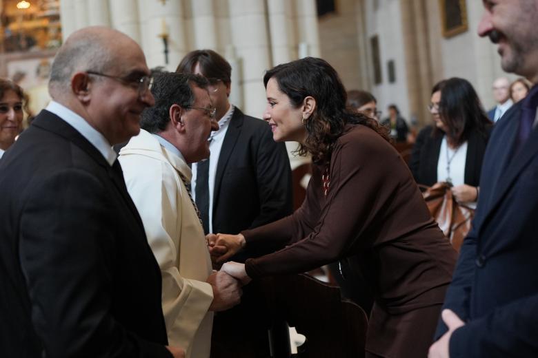 Ayuso en la eucaristía conmemorativa del 300 aniversario de la Fundación de la Real e Ilustre Congregación de Nª Sra. de la Soledad y el Desamparo