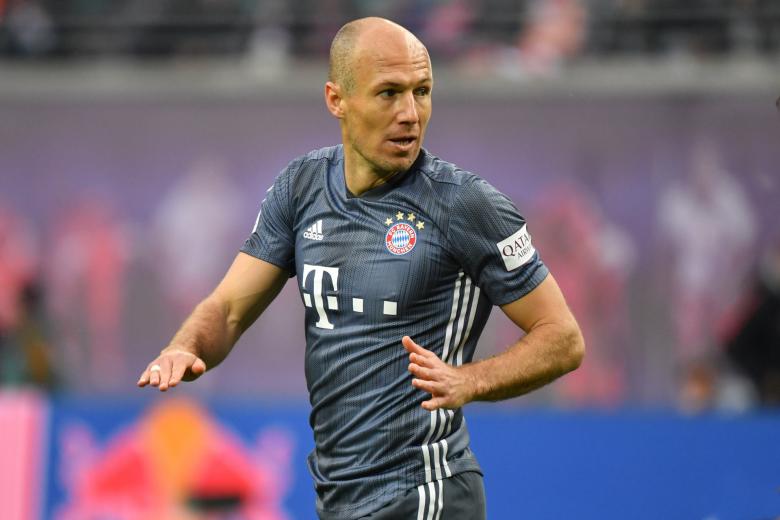 Arjen Robben volvió a competir un año después de su retirada para lucir los colores del equipo de su ciudad natal, el Groningen