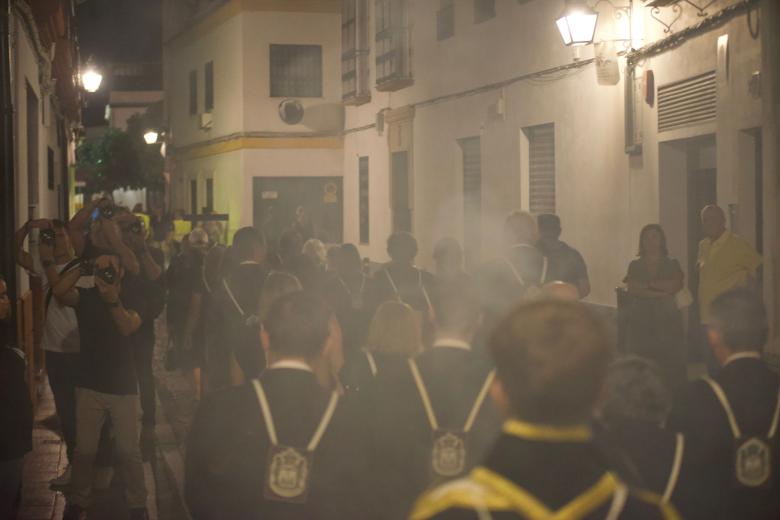 El Rosario Vespertino de la Hermandad de Ánimas, en imágenes