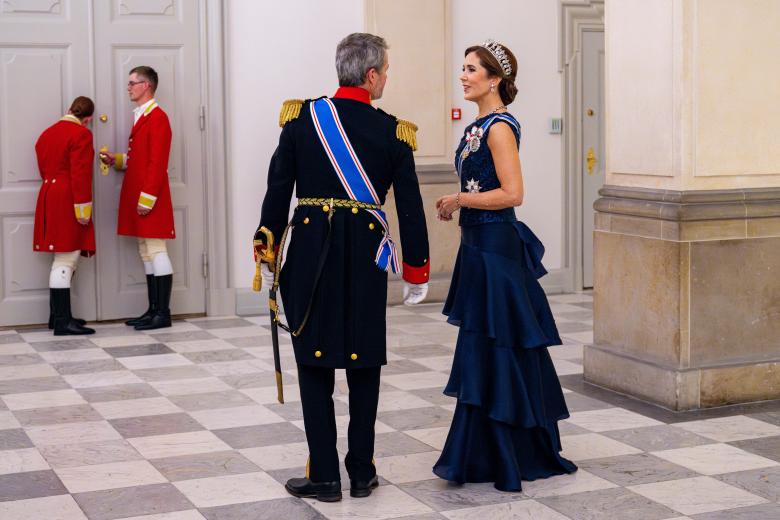 Copenhagen, DENMARK  - Princess Benedikte joins King Frederik X and Queen Mary at a State Banquet in Copenhagen, honoring Icelandic President Halla Tómasdóttir and her spouse. The banquet celebrates the President's first state visit, highlighting the strong ties between Denmark and Iceland and their shared commitment to sustainability.

Pictured: Queen Mary

BACKGRID USA 8 OCTOBER 2024 

USA: +1 310 798 9111 / usasales@backgrid.com

UK: +44 208 344 2007 / uksales@backgrid.com

*UK Clients - Pictures Containing Children
Please Pixelate Face Prior To Publication* *** Local Caption *** .