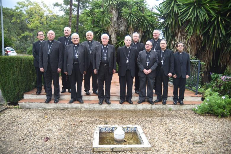 OBISPOS DEL SUR DEMETRIO FERNANDES ASAMBLEA ORDINARIA CORDOBA CASA ESPIRITUALIDAD