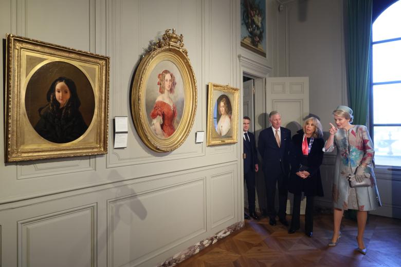 Brigitte Macron, and Queen Mathilde visit the Chateau de Chantilly, just north of the French capital on October 16, 2024//ACCORSINIJEANNE_accorsini.019/Credit:JEANNE ACCORSINI/SIPA/2410161224 *** Local Caption *** .