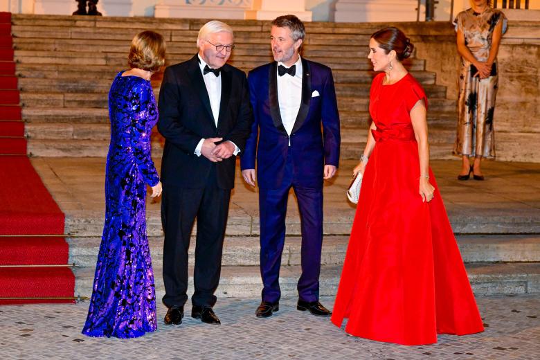 frank-walter steinmeier,prince haakon,princess mette-marit,elke b?denbender King Frederik and Queen Mary of Denmark, Crown Prince Haakon and Crown Princess Mette-Marit of Norway, Crown Princess Victoria and Prince Daniel of Sweden, along with German President Frank-Walter Steinmeier and his wife Elke B?denbender, gathered in Berlin to celebrate the 25th anniversary of the Nordic embassy complex at Schloss Bellevue. The event was also attended by President Halla Tomasdottir and Bjorn Skulason of Iceland, and President Alexander Stubb and Suzanne Elizabeth Innes-Stubb of Finland.

Pictured: frank-walter steinmeier,prince haakon,princess mette-marit,elke b?denbender
Ref: BLU_S7989179 211024 NON-EXCLUSIVE
Picture by:  / SplashNews.com

Splash News and Pictures
USA: 310-525-5808 
UK: 020 8126 1009
eamteam@shutterstock.com

World Rights, No Netherlands Rights *** Local Caption *** .