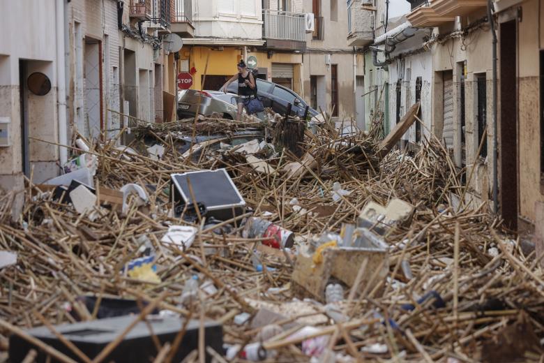 Testimonio de un superviviente de la riada de Paiporta: «En apenas cinco minutos, se desató el caos»