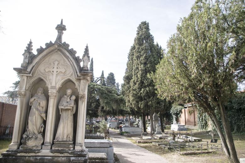 Interior del cementerio de Canillejas