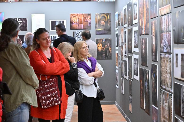 Exposición de las obras seleccionadas en el Concurso del 40 aniversario de la Declaración de la Mezquita-Catedral como Patrimonio de la Humanidad