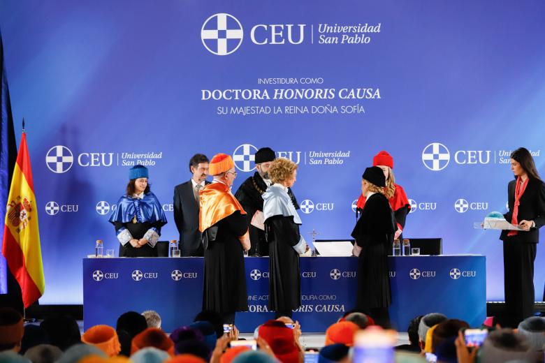 La Reina Sofia, doctora Honoris Causa de la Universidad CEU San Pablo