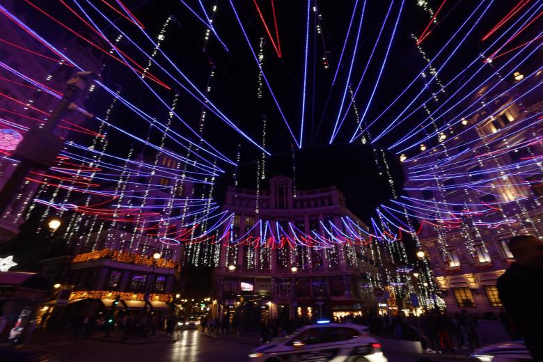 MADRID, 28/11/2024.- Encendido de la iluminación navideña este jueves en Madrid. EFE/Juanjo Martín