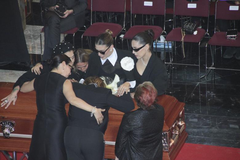 Stephanie Salas, Silvia pasquel, Michelle Salas, Camila Valero during burial of Silvia Pinal on Friday, 30 November 2024.