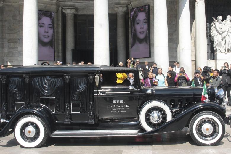 during burial of Silvia Pinal on Friday, 30 November 2024.