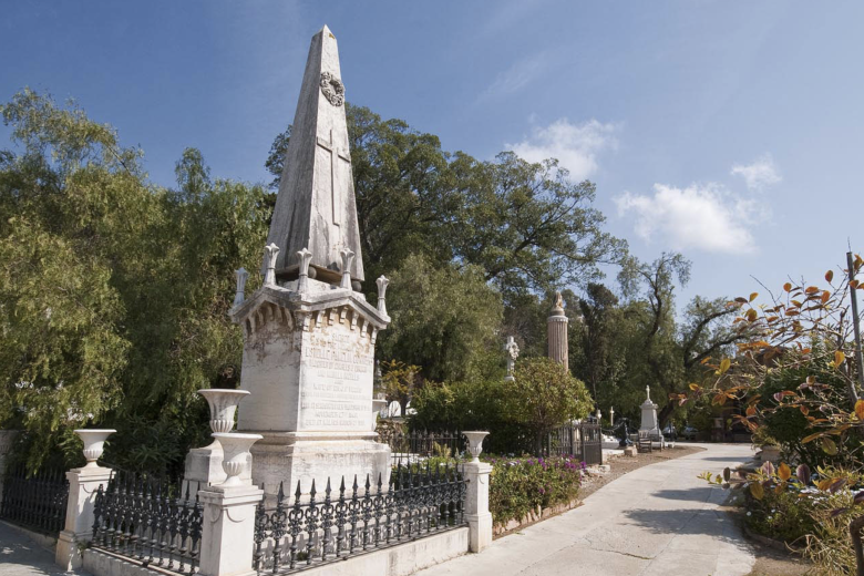 El cementerio se puede visitar e, incluso, contratar una visita teatralizada para descubrir todos sus secretos