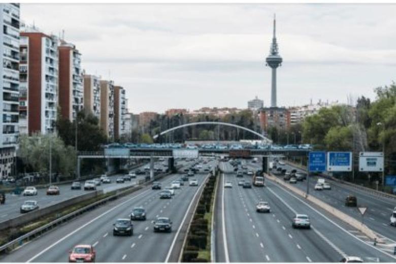 Vistazo de la M-30 dirección sur a principios de los 2000