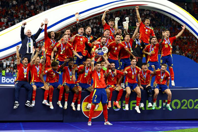 La selección española consiguió la cuarta Eurocopa de su historia doblegando a Inglaterra en una emocionante final