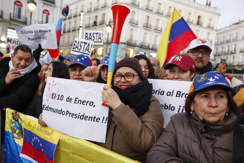 La protesta tiene como objetivo arropar al pueblo venezolano un día antes de la toma de posesión de Nicolás Maduro como presidente de Venezuela