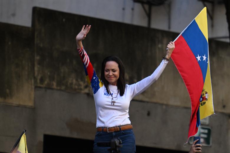 María Corina Machado ha reaparecido en la capital de Venezuela para apoyar a todos los que apoyan la democracia en el país