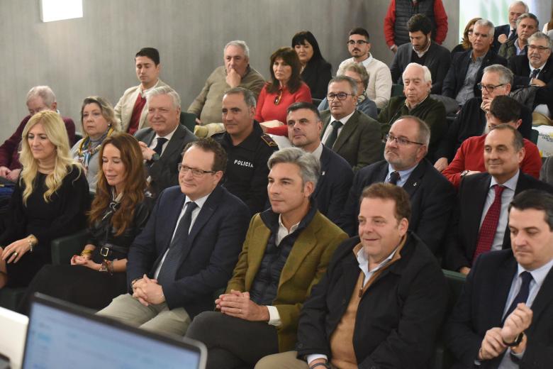 La presentación del Cartel de la Semana Santa de Córdoba 2025, en imágenes