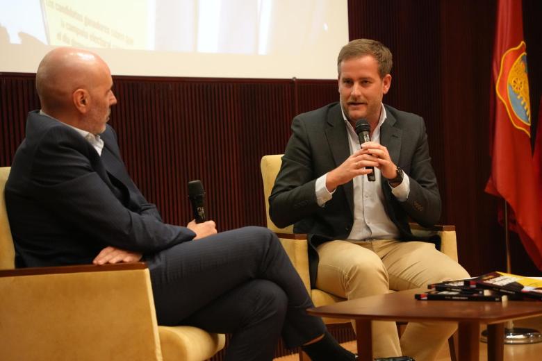 Rafa Laza, en la presentación de su libro 'La campaña permanente'