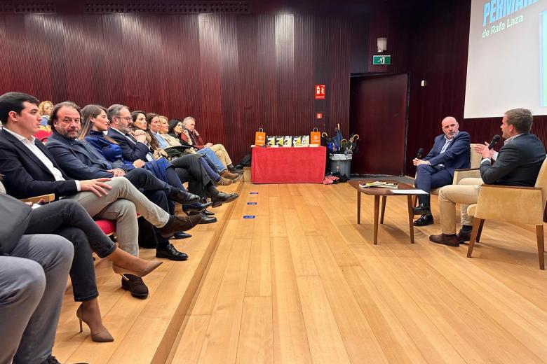 Rafa Laza, en la presentación de su libro 'La campaña permanente'