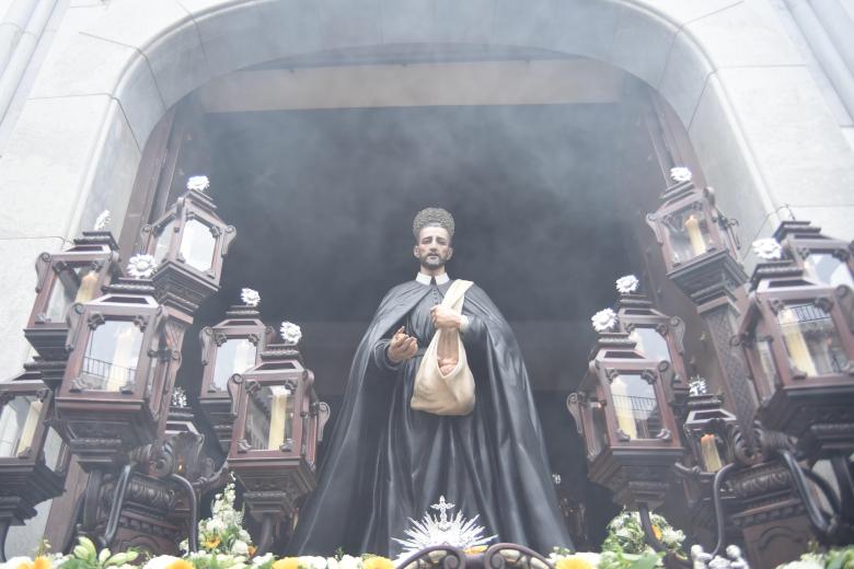La procesión del Beato Padre Cristobal de Santa Catalina, en imágenes