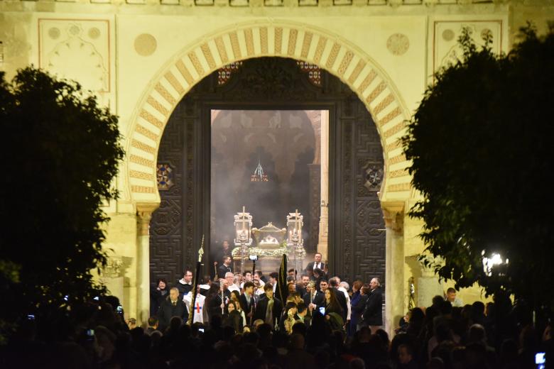 La procesión de las reliquias de San Juan Bautista de la Concepción, en imágenes