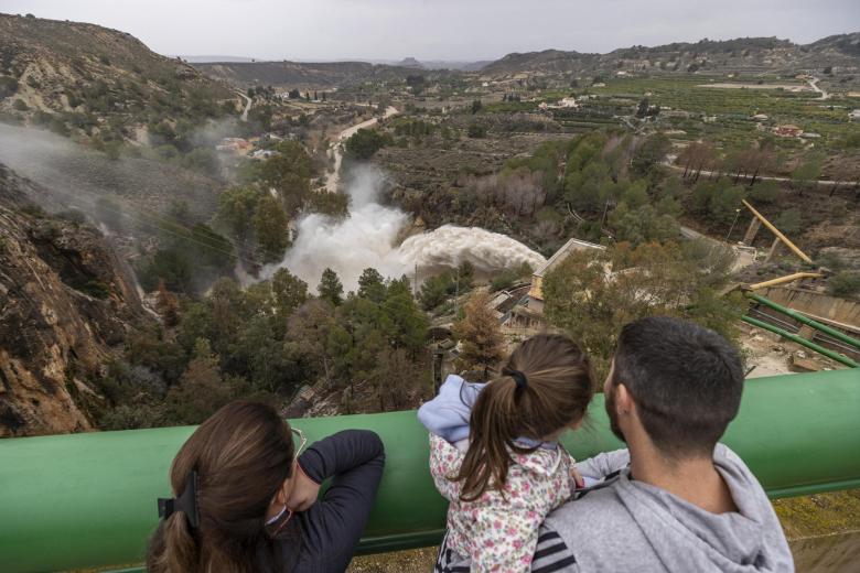 La Confederación Hidrográfica del Segura, (CHS), ha ordenado el desembalse de la presa de La Cierva, en el municipio de Mula.