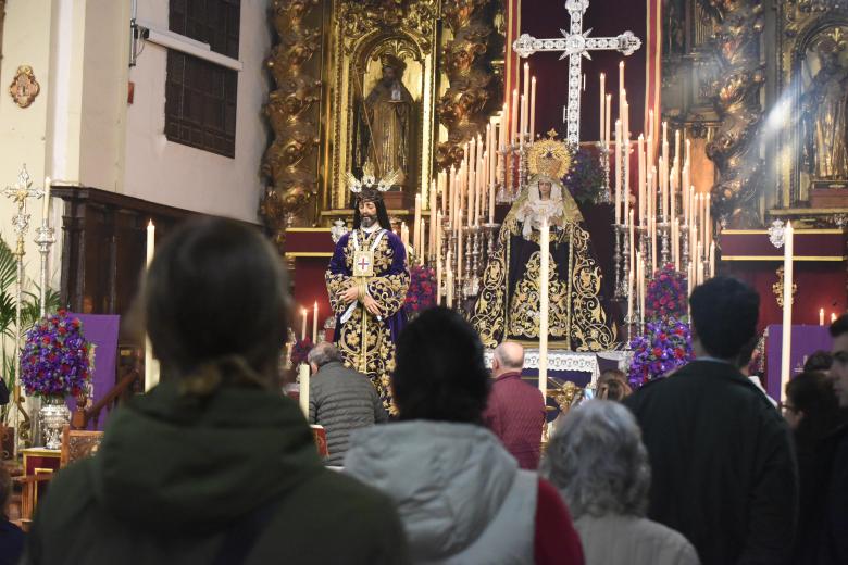Besapiés a Nuestro Padre Jesús Rescatado