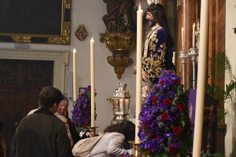 Besapiés a Nuestro Padre Jesús Rescatado