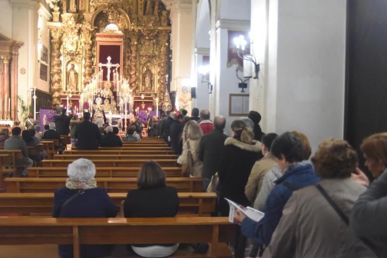 Besapiés a Nuestro Padre Jesús Rescatado
