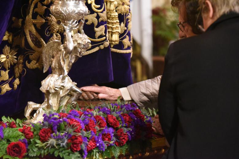 Besapiés a Nuestro Padre Jesús Rescatado
