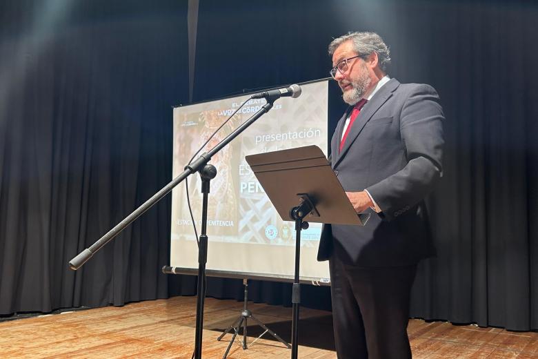 Presentación de la revista 'Estación de Penitencia' en Puente Genil