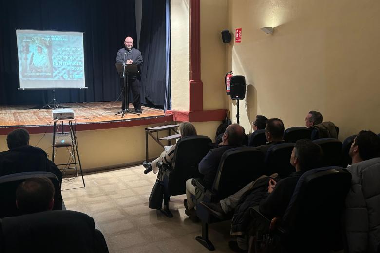 Presentación de la revista 'Estación de Penitencia' en Puente Genil